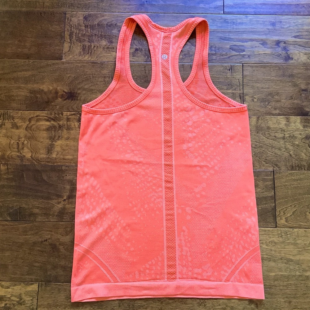 Lululemon Swifty Tech Racerback Tank Top Size 6 - Picture 2 of 7